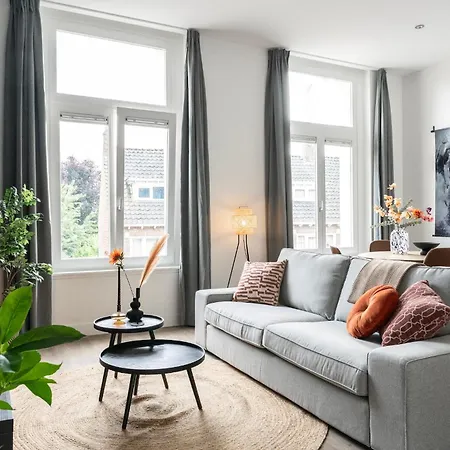 New 2br With Wifi Close To Center * Tilburg