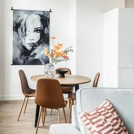 New 2br With Wifi Close To Center * Tilburg