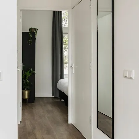 New 2br With Wifi Close To Center *