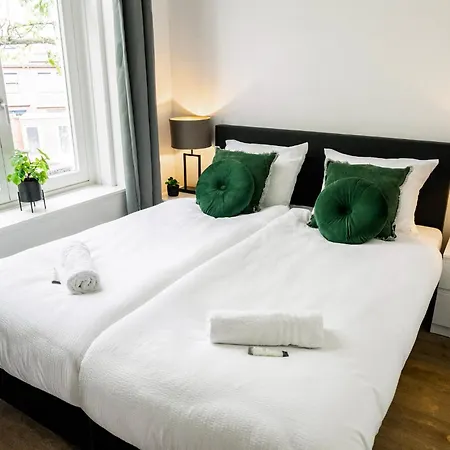 New 2br With Wifi Close To Center