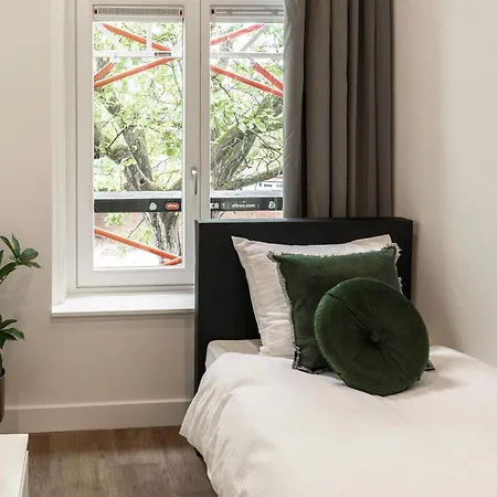 New 2br With Wifi Close To Center