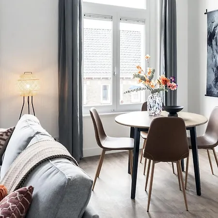 2br Apartment, Group Friendly With Kitchen Ferienhaus Tilburg