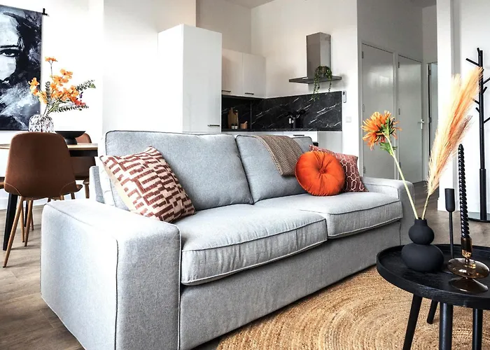 New 2br With Wifi Close To Center * تيلبورغ